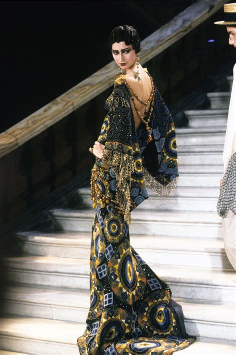 john galliano dior 1997 - christian Dior spring 1998 couture.